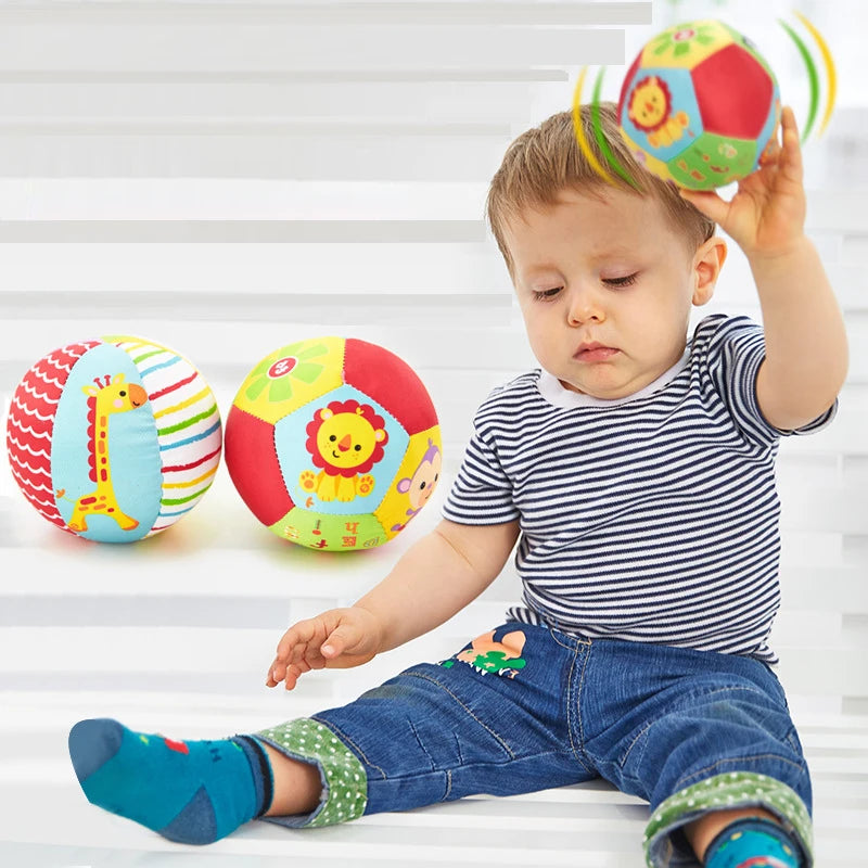 Baby Stoffrassel-Ball mit Glocke – Weiches Tier-Spielzeug 0–12 Monate