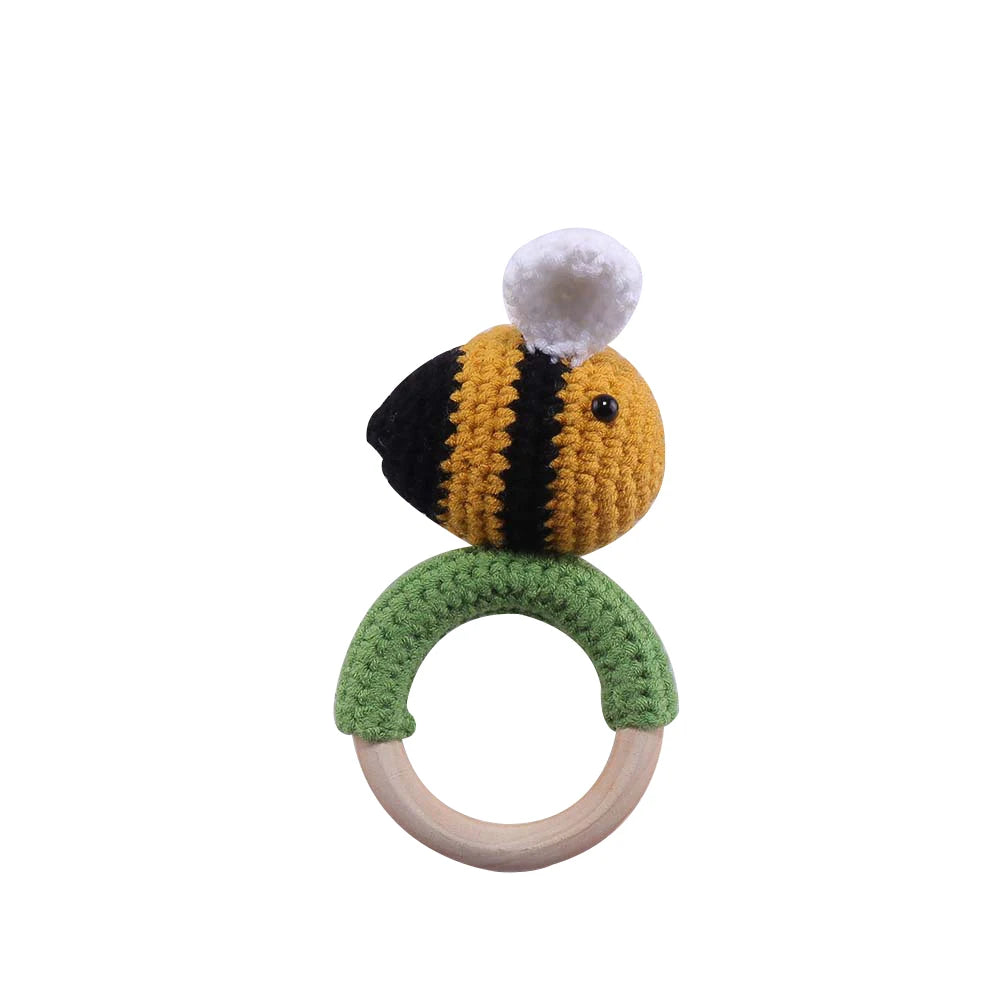 Baby Beißring & Rassel aus Holz – Häkeltiermotiv, BPA-frei